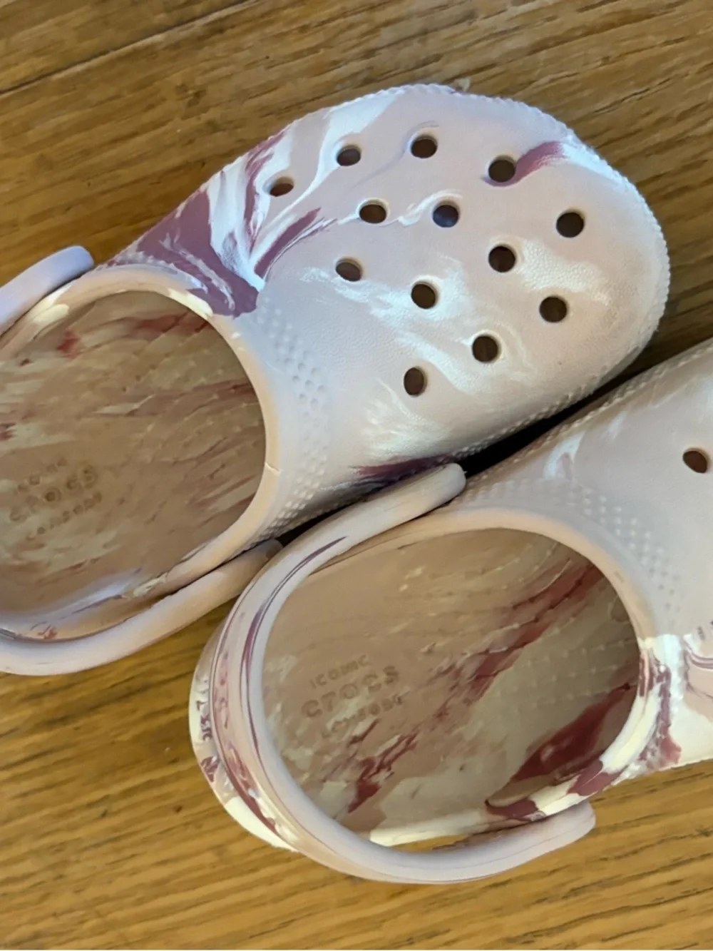 CROCS Pink & White Marble Classic Clogs - Picture 4 of 5